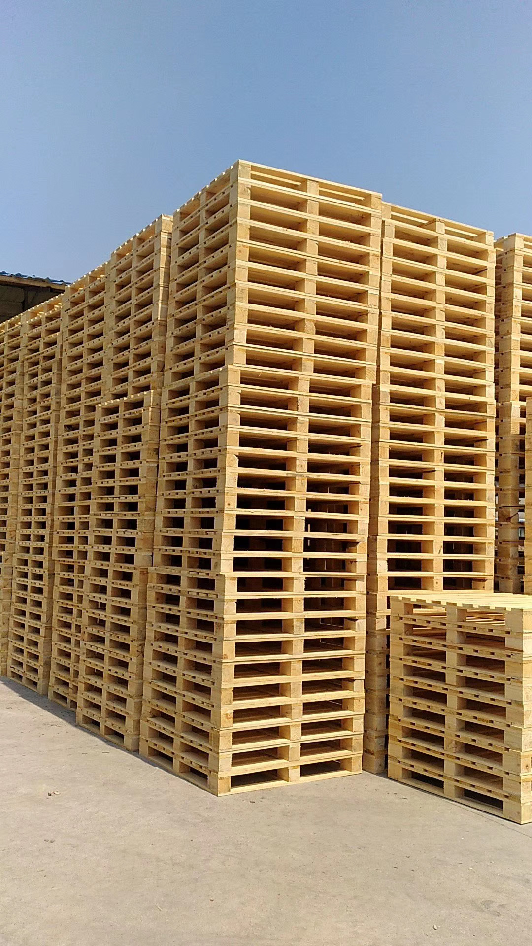 鹰手营子矿实木托盘